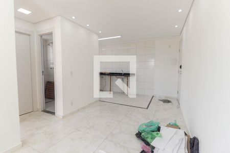 Sala de apartamento à venda com 2 quartos, 41m² em Jardim Santo Antonio, São Paulo