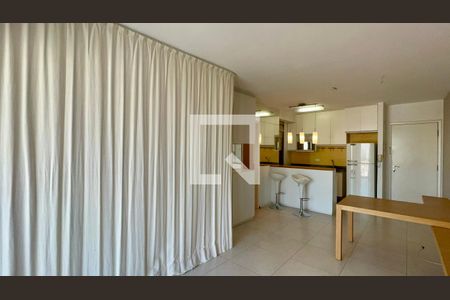 Sala de apartamento para alugar com 1 quarto, 44m² em Vila Madalena, São Paulo