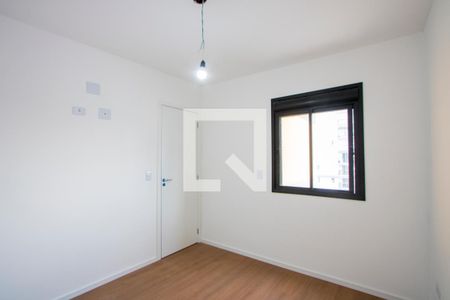 Quarto 1 de apartamento para alugar com 2 quartos, 45m² em Jardim Cristiane, Santo André