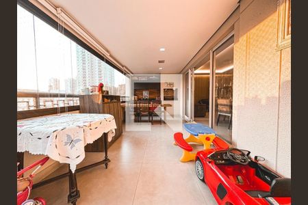 Apartamento à venda com 3 quartos, 163m² em Barra Funda, São Paulo
