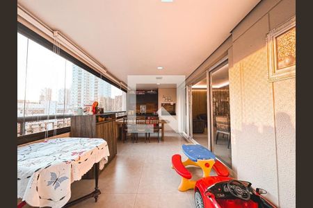 Apartamento à venda com 3 quartos, 163m² em Barra Funda, São Paulo