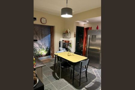 Casa à venda com 2 quartos, 105m² em Vila Clementino, São Paulo