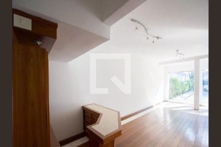 Casa à venda com 3 quartos, 440m² em Jardim dos Estados, São Paulo