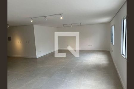 Casa à venda com 5 quartos, 330m² em Jardim Leonor Mendes de Barros, São Paulo