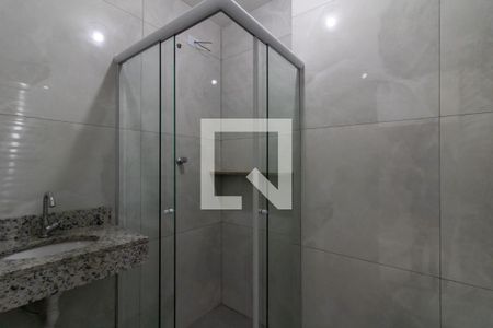 Banheiro  de casa para alugar com 1 quarto, 37m² em Parque Continental I, Guarulhos
