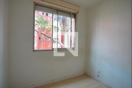 Quarto 1 de apartamento para alugar com 2 quartos, 54m² em Jardim Itu, Porto Alegre