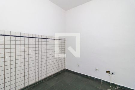 Sala de casa para alugar com 1 quarto, 40m² em Parque Maria Helena, São Paulo