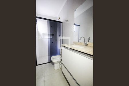 Banheiro de apartamento para alugar com 1 quarto, 32m² em Tucuruvi, São Paulo