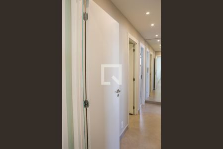 Corredor de apartamento à venda com 3 quartos, 103m² em Perdizes, São Paulo