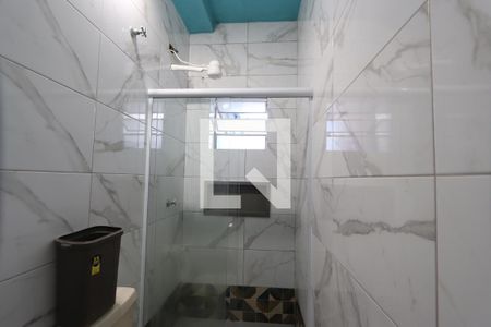 Banheiro de casa para alugar com 1 quarto, 45m² em Vila Prudente, São Paulo