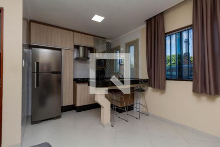 Sala e Cozinha de apartamento à venda com 1 quarto, 38m² em Chácara Seis de Outubro, São Paulo