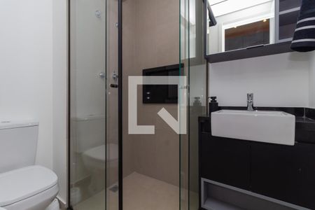 Banheiro  de kitnet/studio para alugar com 1 quarto, 16m² em Paraíso, São Paulo
