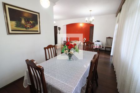 Sala de casa de condomínio à venda com 6 quartos, 380m² em Adalgisa, Osasco