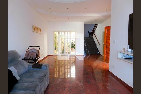 Sala de casa para alugar com 4 quartos, 284m² em Vila Bressani, Paulínia