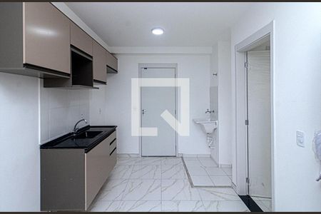 sala, cozinha e área de serviço compartilhadas de apartamento para alugar com 1 quarto, 30m² em Sacoma, São Paulo