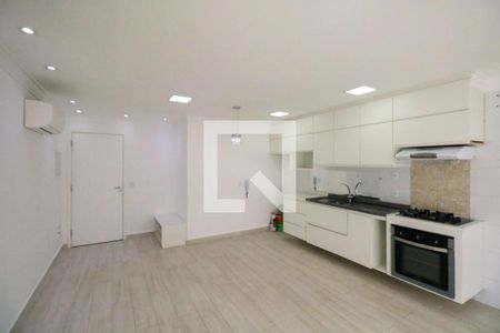 Sala e Cozinha de apartamento para alugar com 2 quartos, 60m² em Osvaldo Cruz, São Caetano do Sul
