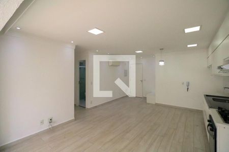 Sala e Cozinha de apartamento para alugar com 2 quartos, 60m² em Osvaldo Cruz, São Caetano do Sul