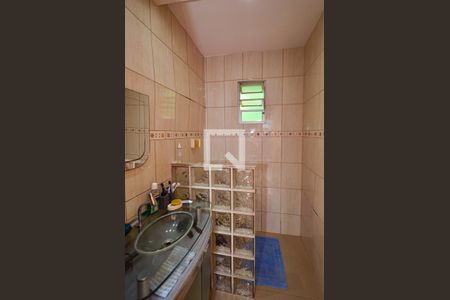 Lavabo da sala de casa à venda com 5 quartos, 360m² em Santa Tereza, Belo Horizonte