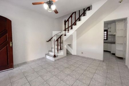 Sala  de casa para alugar com 2 quartos, 90m² em Bairro dos Casa, São Bernardo do Campo