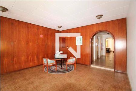 Apartamento à venda com 83m², 2 quartos e 1 vaga Apartamento à venda com 83m², 2 quartos e 1 vagaHall