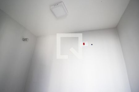 Apartamento à venda com 83m², 2 quartos e 1 vaga Apartamento à venda com 83m², 2 quartos e 1 vagaBanheiro de serviço