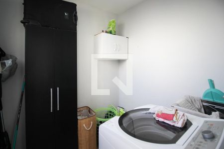 Apartamento à venda com 83m², 2 quartos e 1 vaga Apartamento à venda com 83m², 2 quartos e 1 vagaÁrea de Serviço