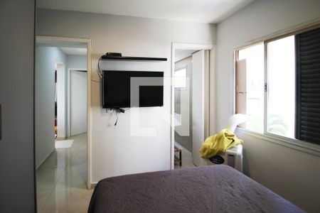 Apartamento à venda com 83m², 2 quartos e 1 vaga Apartamento à venda com 83m², 2 quartos e 1 vagaSuíte