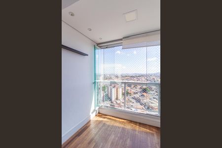 Sacada de apartamento para alugar com 2 quartos, 50m² em Jardim Roberto, Osasco