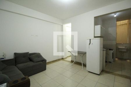 Sala de kitnet/studio para alugar com 1 quarto, 35m² em Taquara, Rio de Janeiro