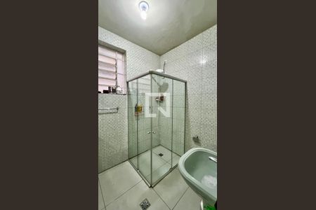 Banheiro de apartamento à venda com 3 quartos, 94m² em Santo Antônio, Belo Horizonte