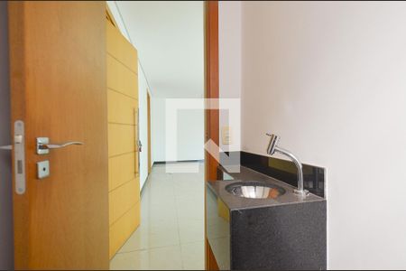 Lavabo de apartamento à venda com 4 quartos, 150m² em Cidade Nova, Belo Horizonte