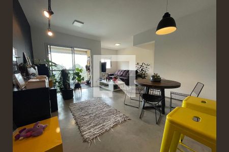 Sala de apartamento para alugar com 2 quartos, 78m² em Vila Pirajussara, São Paulo