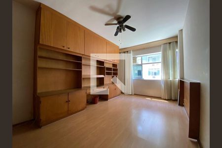 Apartamento à venda com 3 quartos, 180m² em Copacabana, Rio de Janeiro