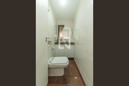 Lavabo de apartamento para alugar com 3 quartos, 110m² em Campo Belo, São Paulo