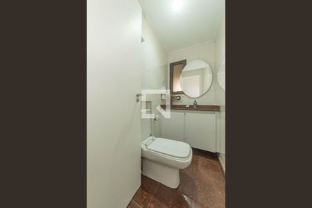 Lavabo de apartamento para alugar com 3 quartos, 110m² em Campo Belo, São Paulo