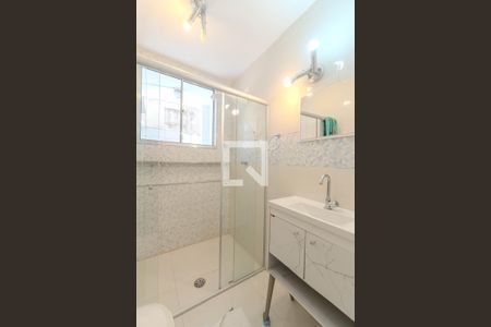 Banheiro de apartamento à venda com 1 quarto, 58m² em Jardim Paulista, São Paulo