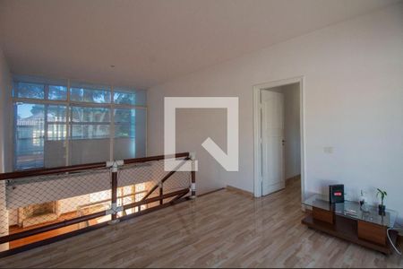 Casa à venda com 5 quartos, 420m² em Jardim Novo Mundo, São Paulo