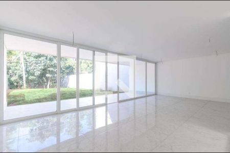 Casa de Condomínio à venda com 4 quartos, 707m² em Granja Julieta, São Paulo