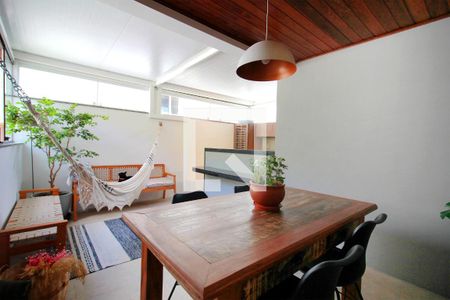 Varanda coberta de apartamento à venda com 3 quartos, 97m² em Buritis, Belo Horizonte