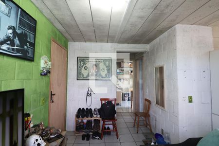 Sala de apartamento à venda com 2 quartos, 42m² em Estância Velha, Canoas