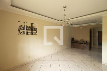 Sala de casa para alugar com 3 quartos, 110m² em Campo Grande, Rio de Janeiro