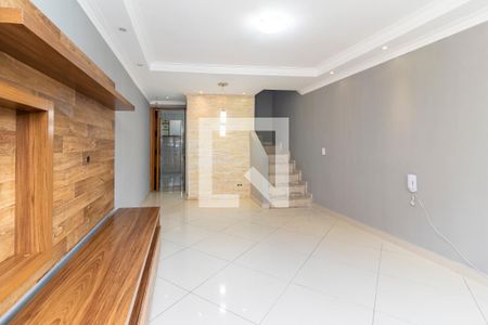 Sala de casa de condomínio para alugar com 2 quartos, 66m² em Vila Brasil, São Paulo