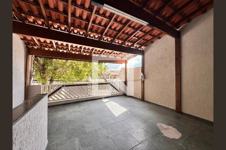 Varanda de casa para alugar com 2 quartos, 70m² em Jardim Marek, Santo André