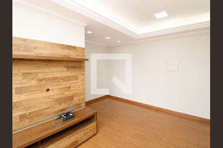 Sala de apartamento para alugar com 2 quartos, 48m² em Vila Mazzei, São Paulo