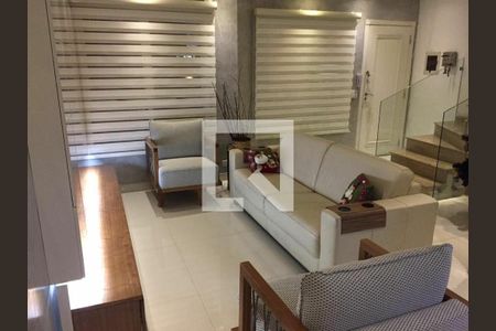 Casa de Condomínio à venda com 3 quartos, 250m² em Jardim Peri, São Paulo