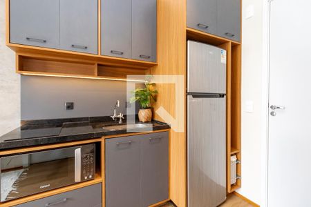 Sala/ Cozinha de apartamento para alugar com 1 quarto, 27m² em Campo Belo, São Paulo