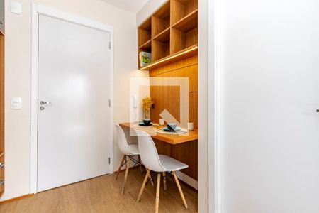 Sala/ Cozinha de apartamento para alugar com 1 quarto, 27m² em Campo Belo, São Paulo