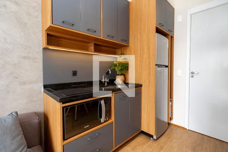 Sala/ Cozinha de apartamento para alugar com 1 quarto, 27m² em Campo Belo, São Paulo