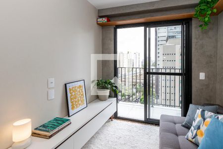 Sala/ Cozinha de apartamento para alugar com 1 quarto, 27m² em Campo Belo, São Paulo