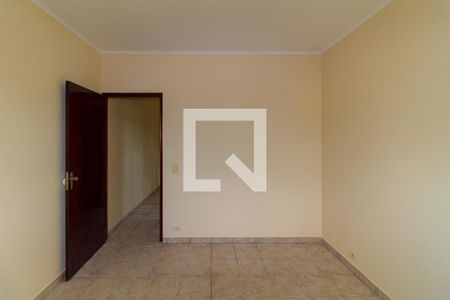 Quarto 1 de casa para alugar com 3 quartos, 108m² em Jardim Ivone, São Paulo